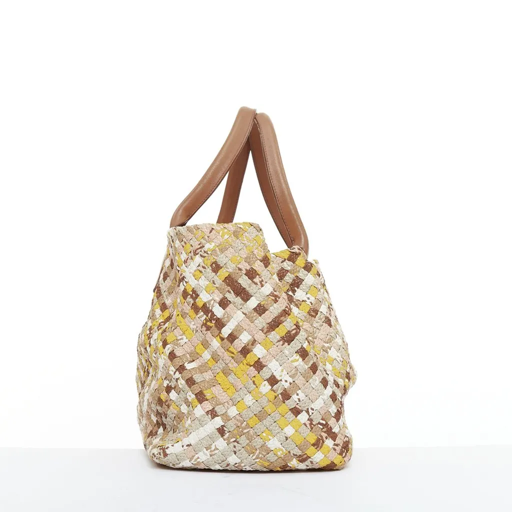 Bottega Veneta Brown Leather Handbag Brown Leather Fair - Model View