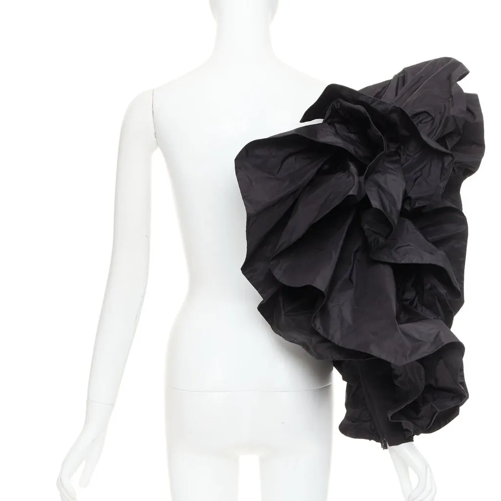 Alexandre Vauthier Black Top Black Very good - Model View