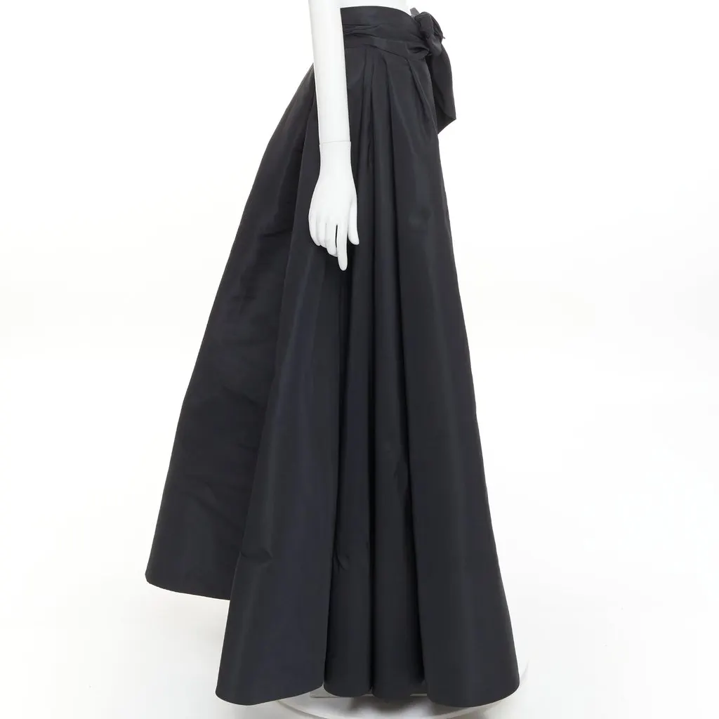 Alexandre Vauthier Black Silk Skirt Black Silk Very good - Model View