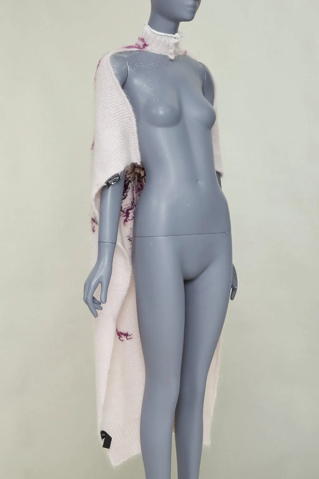 Raf Simons Hand Embroidered Painting Cape Pink Wool Never worn, with tag - Model View