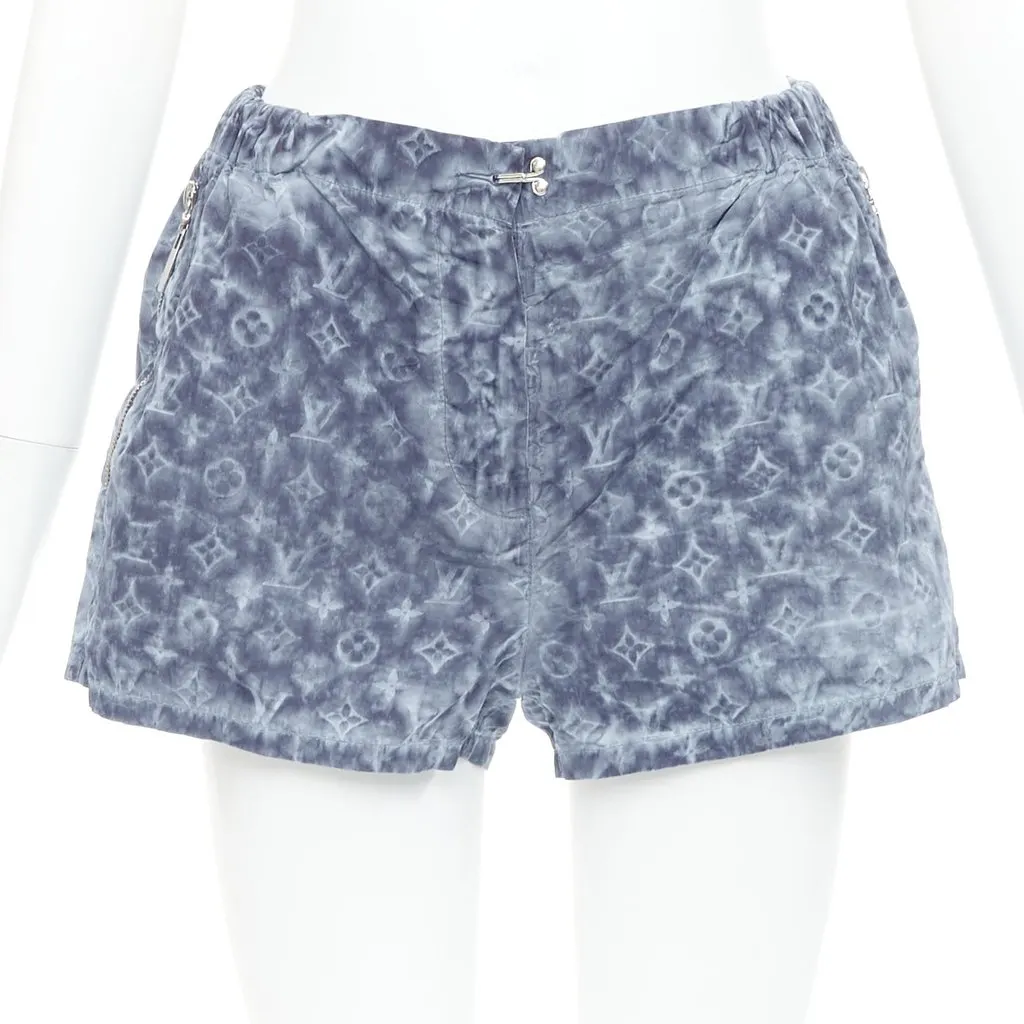 Louis Vuitton Blue Polyester Shorts Blue Polyester Very good - Front View