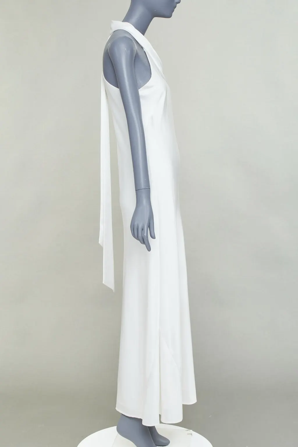 Galvan Pandora Ecru Polyester Fair - Model View