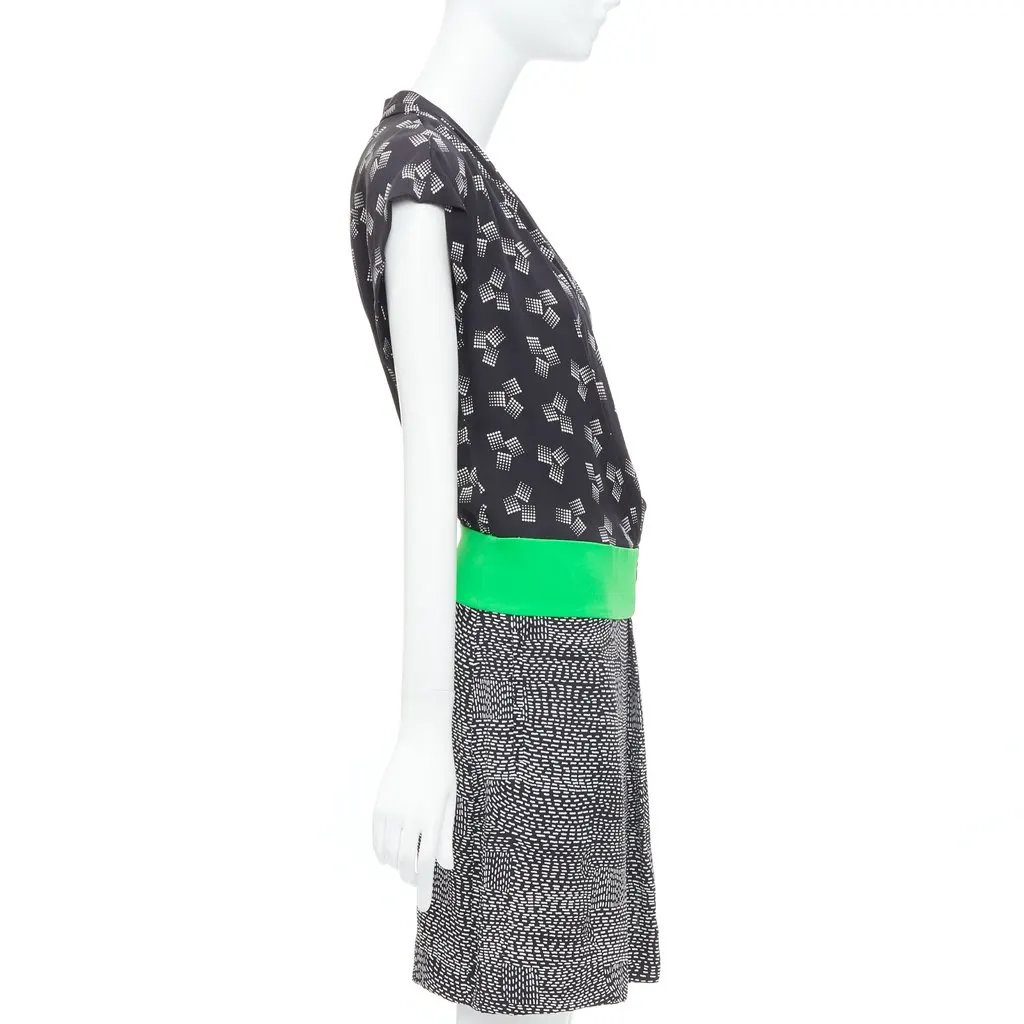 Diane von Furstenberg Multi Silk Wrap Dress Green Silk Very good - Model View