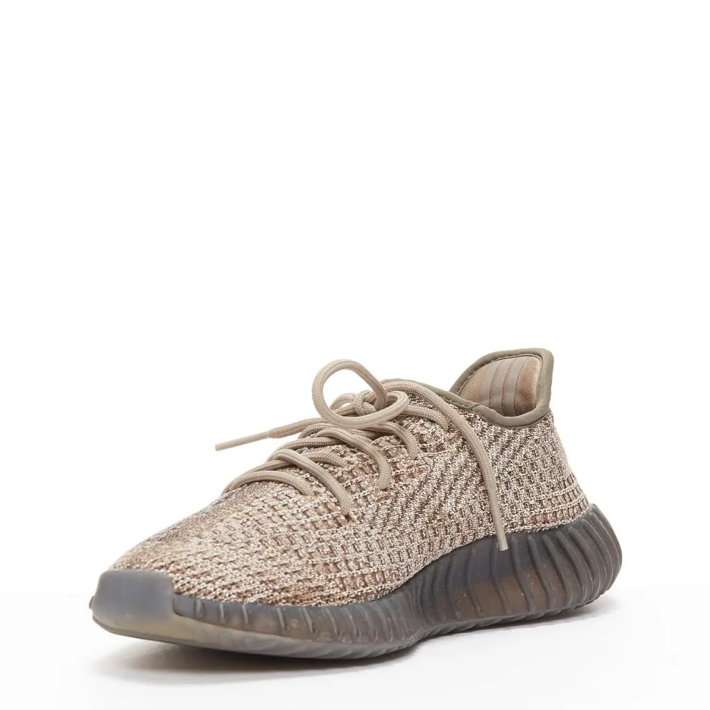 Yeezy Ash Knit Sneakers Grey Good - Model View