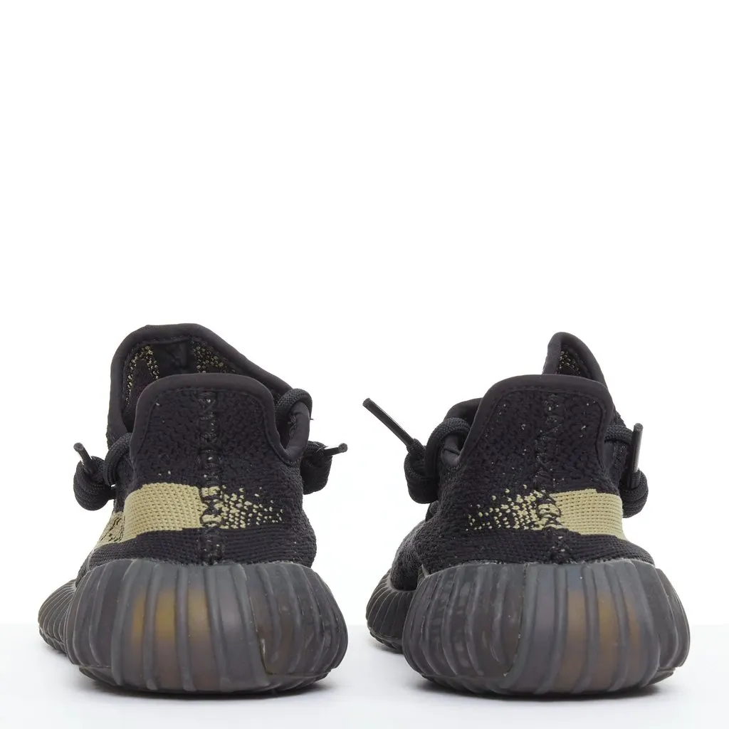 Yeezy Boost 350 V2 Black Good - Box View