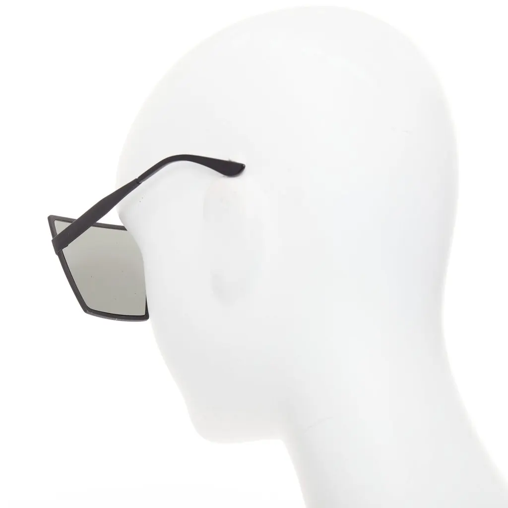 Saint Laurent SL182 Betty Black Metal Good - Model View