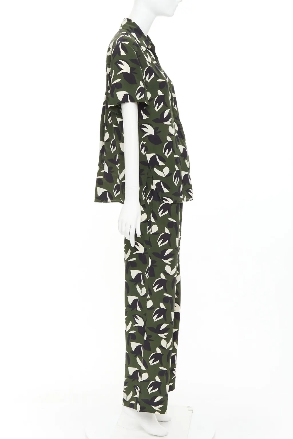 Unsigned Green Silk Jumpsuit Green Silk Very good - Model View