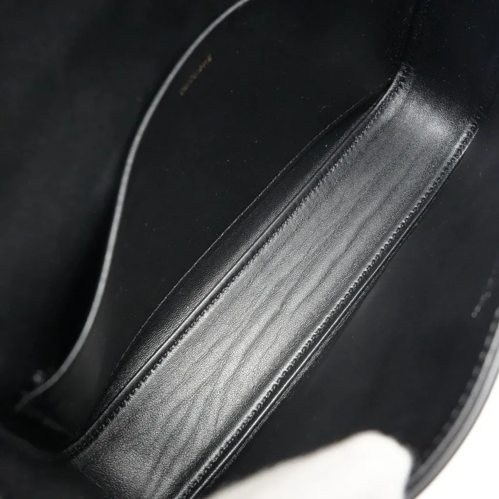 Celine Small Cuir Triomphe Chain Shoulder Bag Black Black Leather Good - Model View