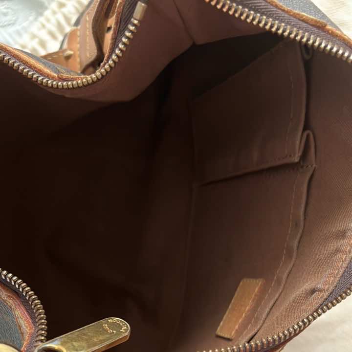 Louis Vuitton Monogram Thames PM - 4