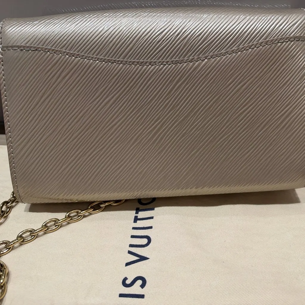 Louis Vuitton Félicie Pochette Epi Beige Leather Very good - Back View