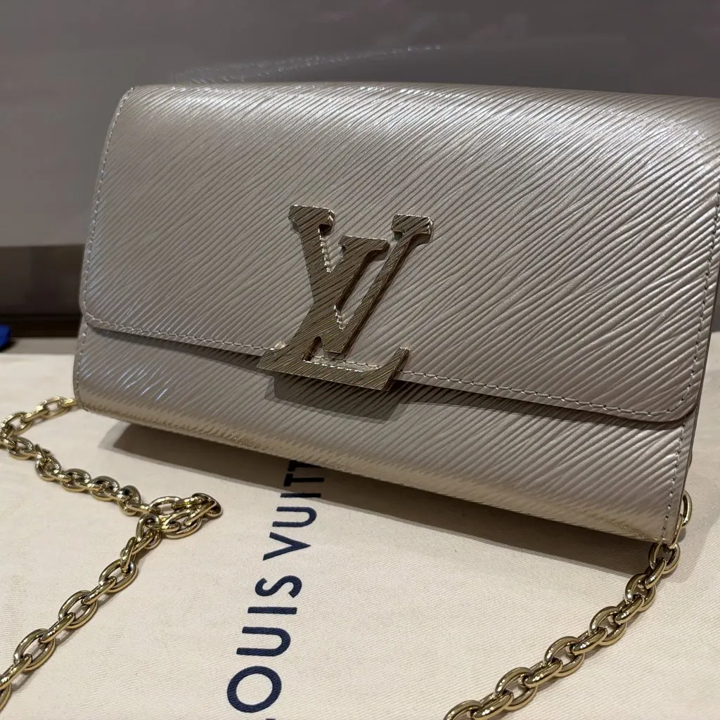 Louis Vuitton Félicie Pochette Epi Beige Leather Very good - Box View