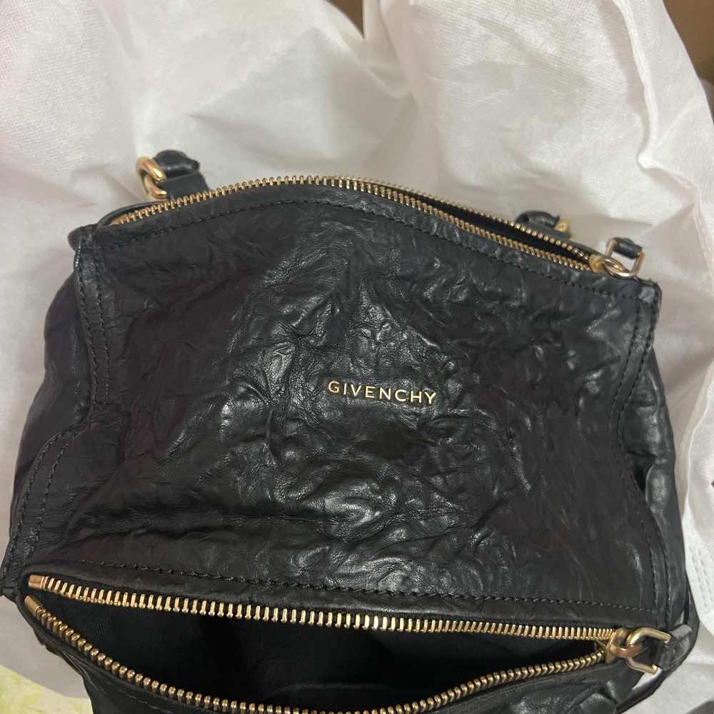 Givenchy Pandora - 4