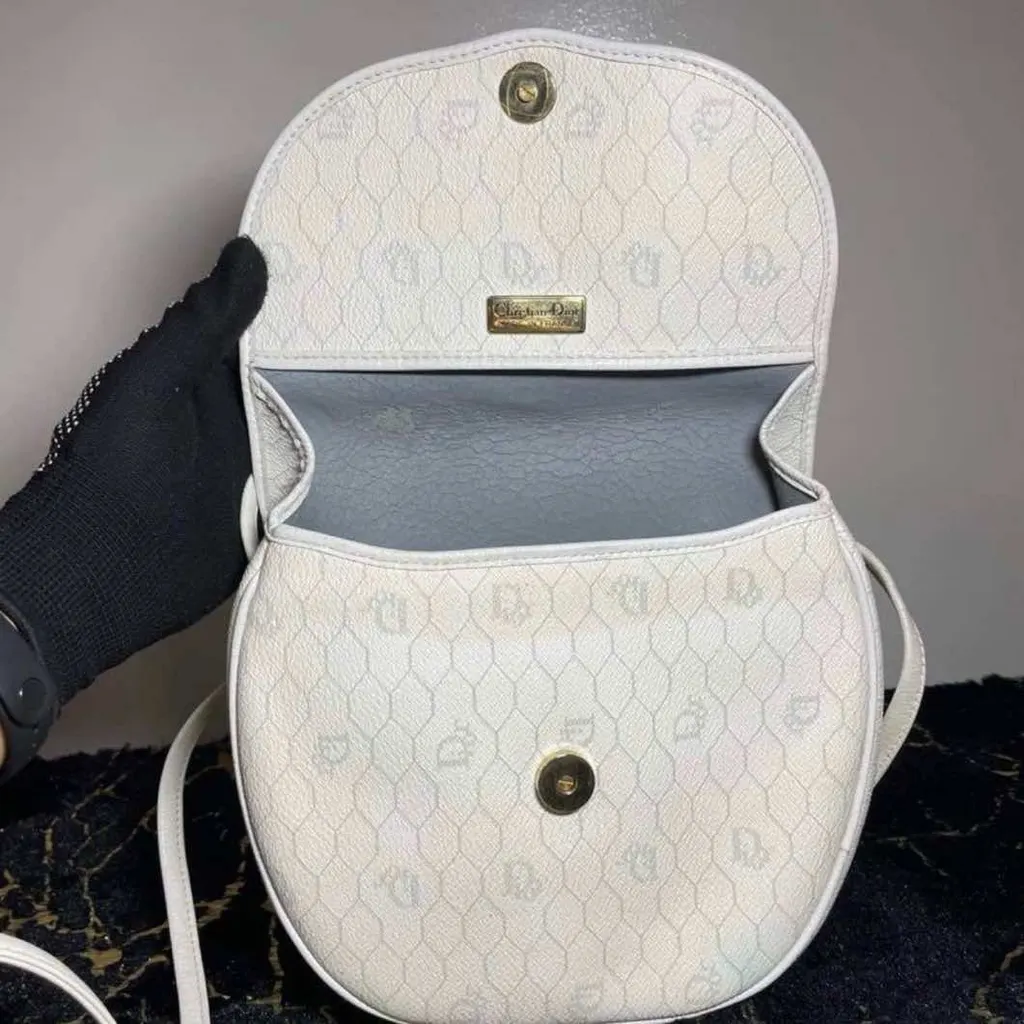 Dior Sling Bag White Canvas Gold Good - Inside View