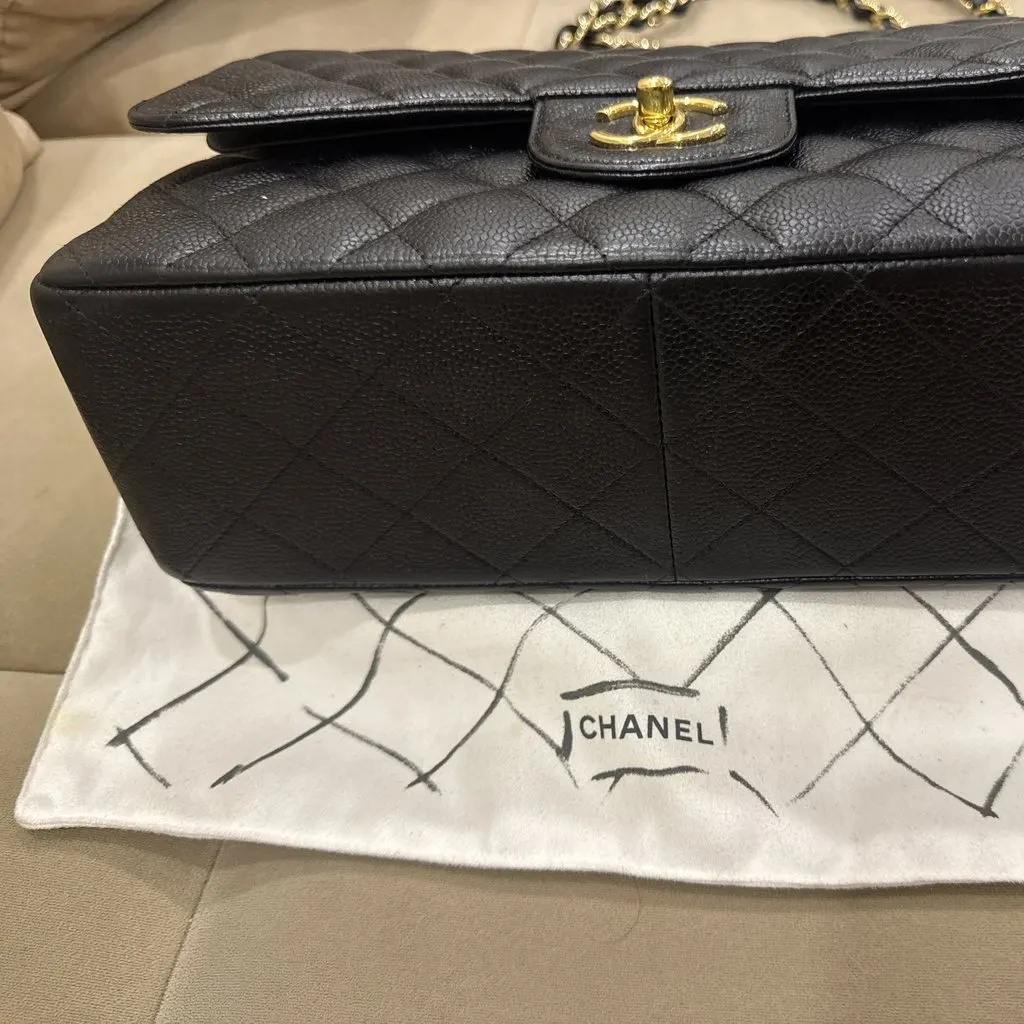 Chanel Timeless Black Leather Very good - Inside View
