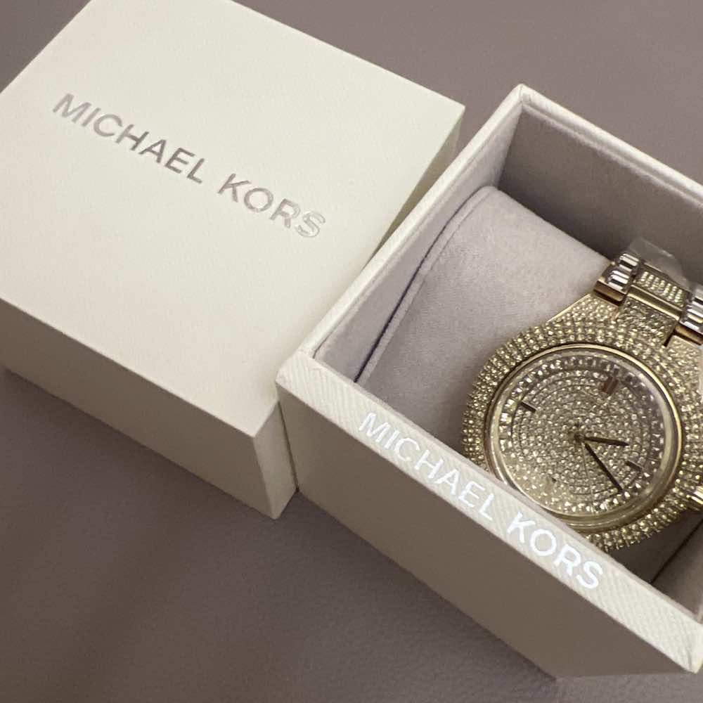 Michael Kors Mk5720 Camille Gold Never worn, with tag - Model View
