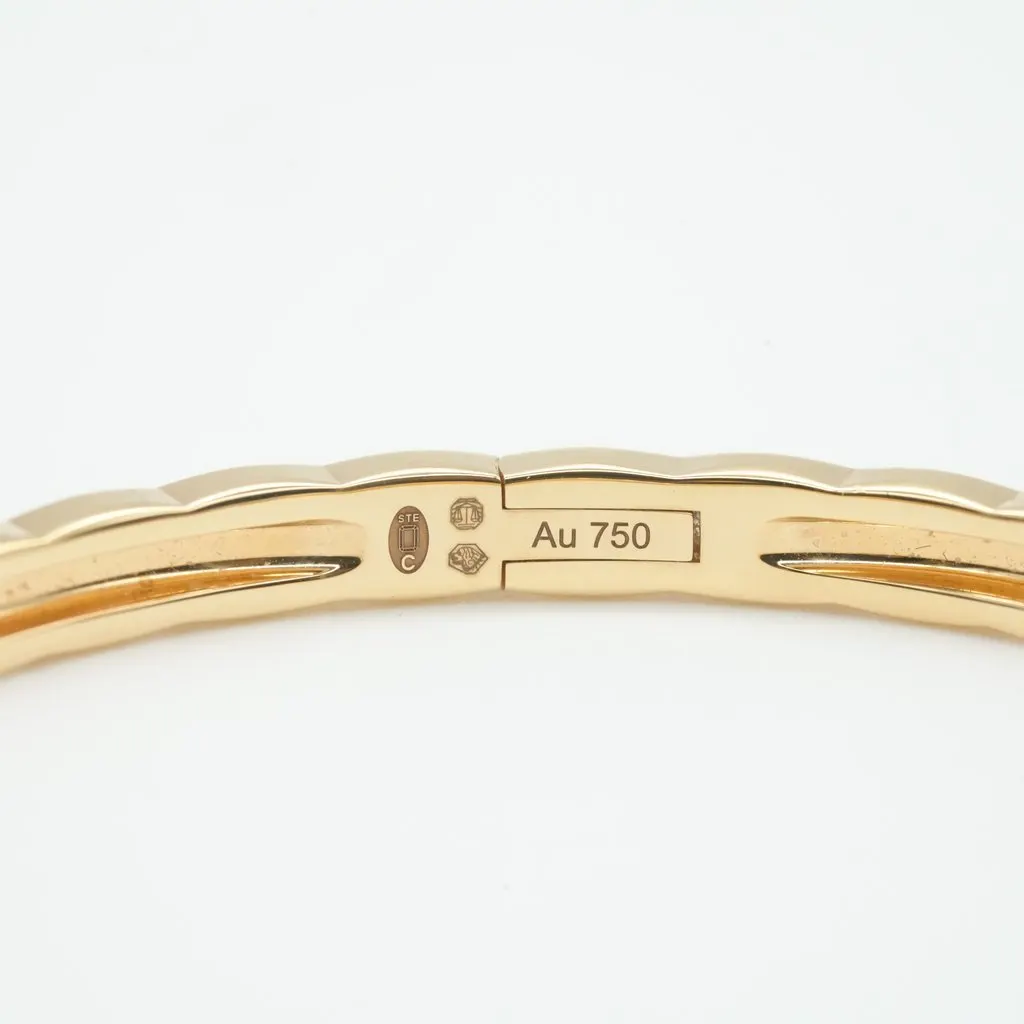 Chanel Coco Crush bracelet Gold Gold Very good - Model View