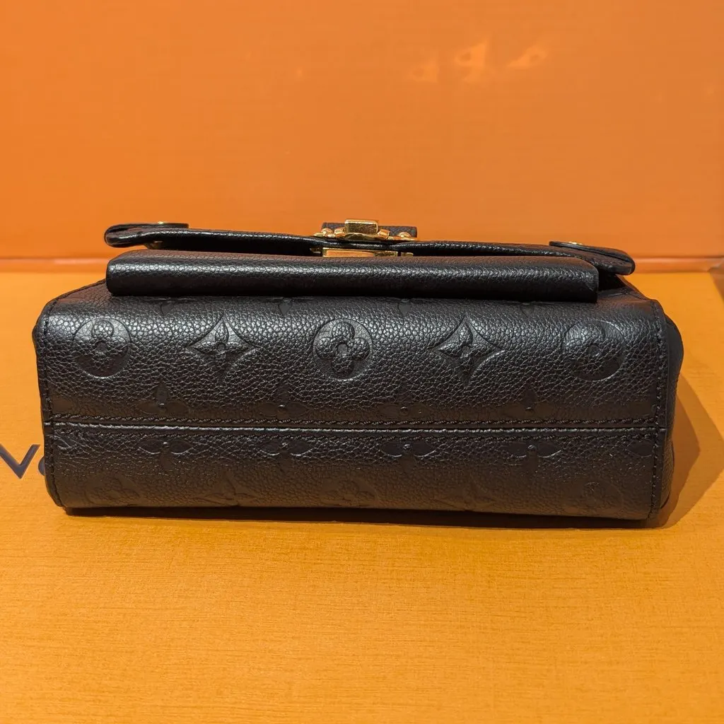 Louis Vuitton Vavin Black Leather Very good - Inside View