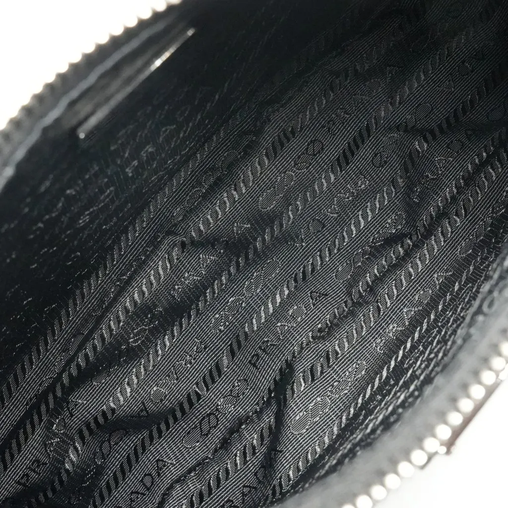 Prada Re-Edition 2005 Re-Nylon Bag Black Black Polyamide Very good - Model View