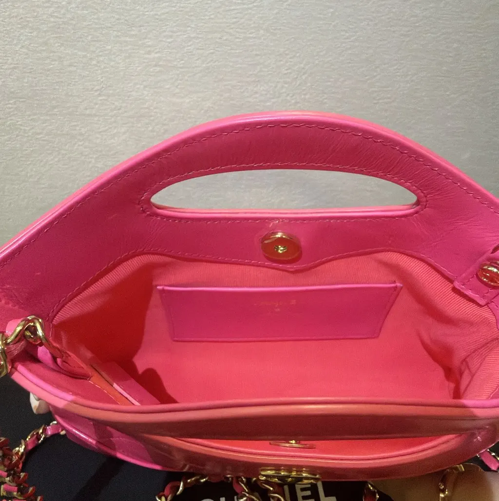 Chanel Mini 31 Shopping Bag Pink Leather Very good - Model View