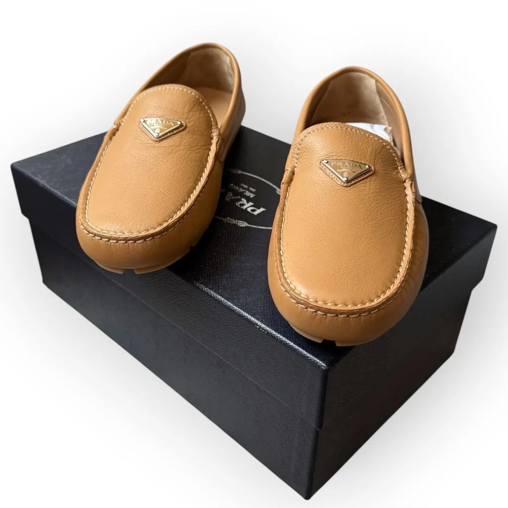 Prada Prada Loafer Shoes Camel Leather Never worn, with tag - Inside View