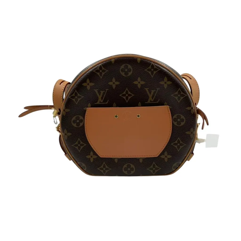 Louis Vuitton Boite Chapeau Souple Brown Leather Good - Model View