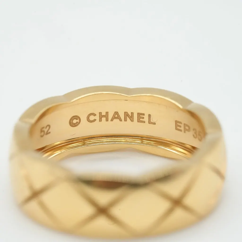 Chanel Coco Crush Gold Gold Very good - Model View