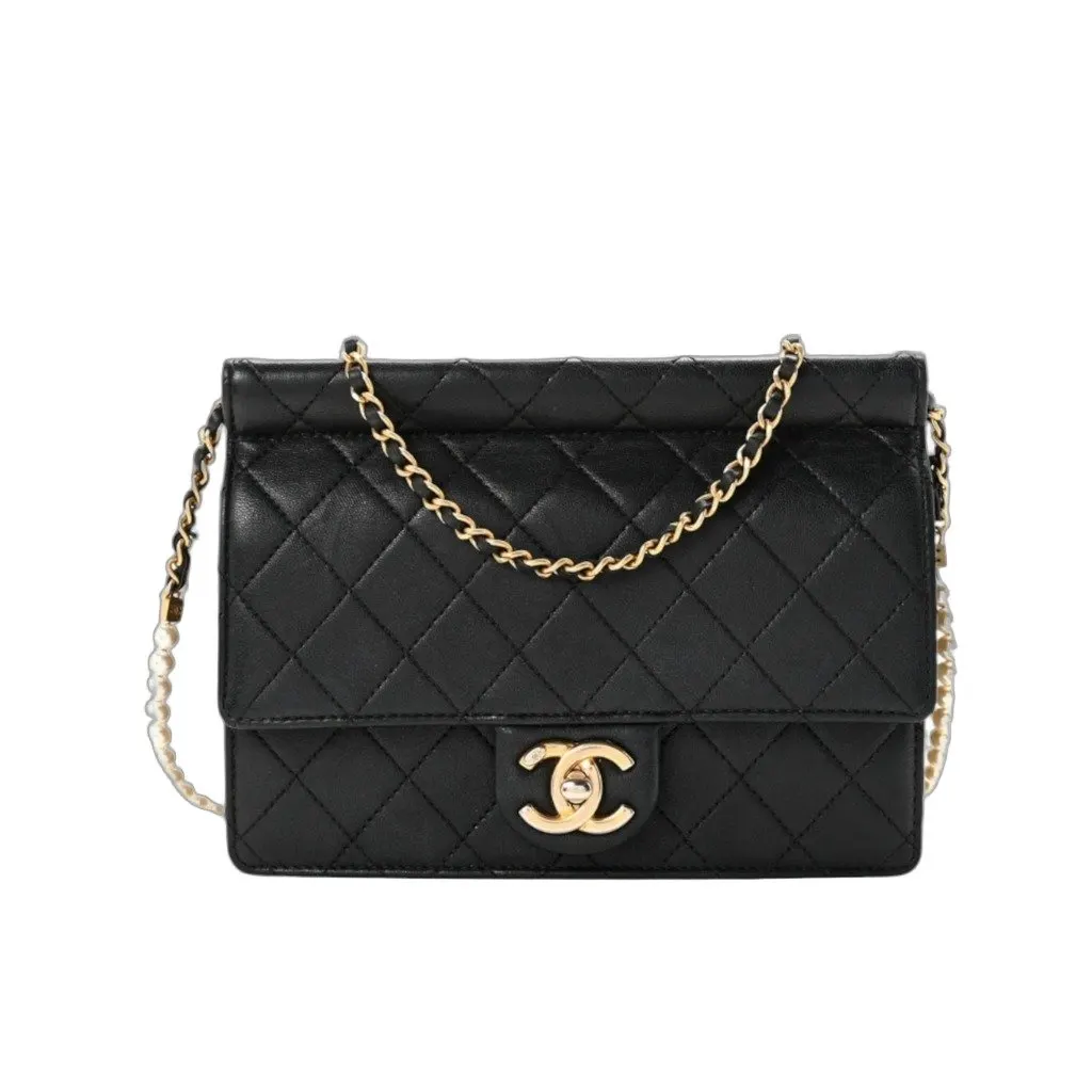 Chanel Timeless/Classique Black Leather Very good - Front View