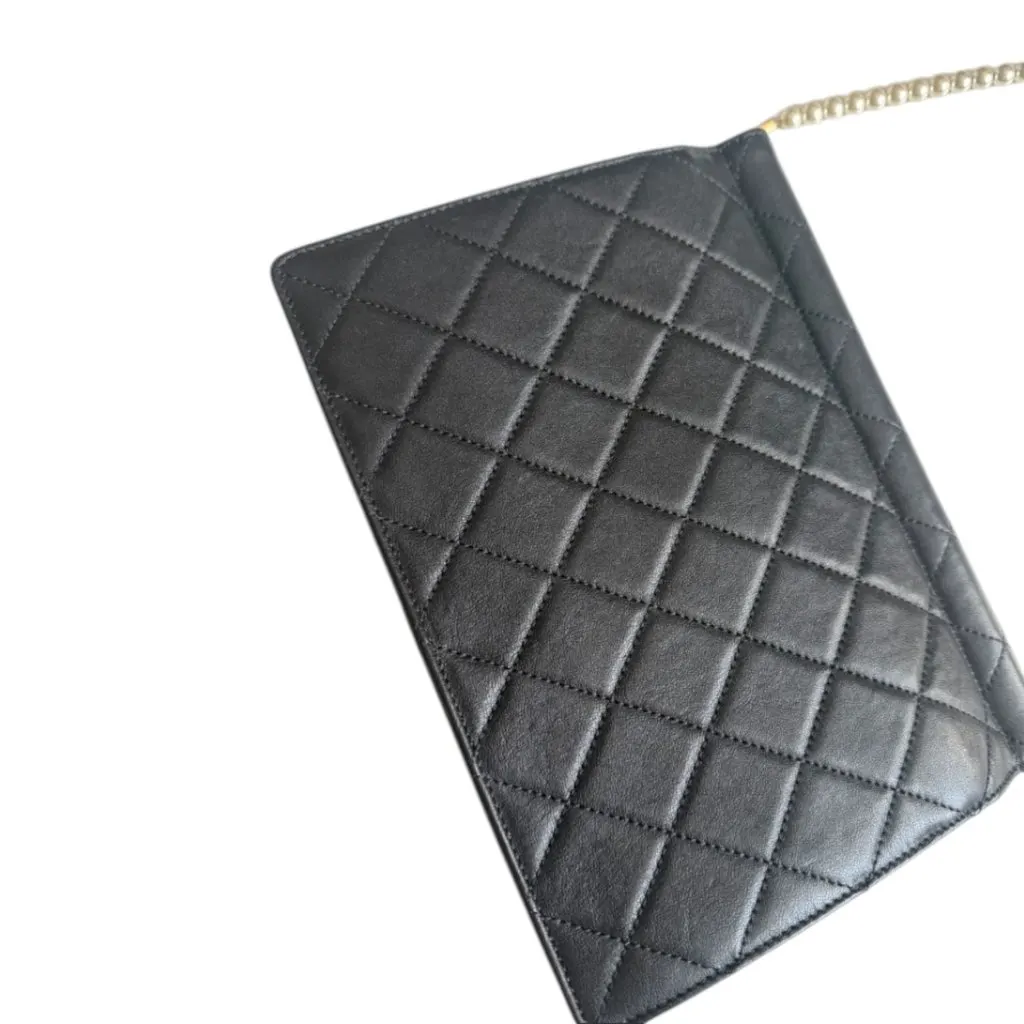 Chanel Timeless/Classique Black Leather Very good - Model View