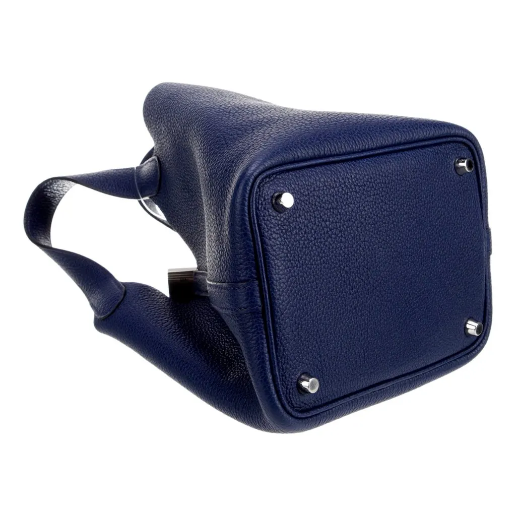 Hermès Picotin 18 Bleu Nuit Clemence Leather Tote Bag Blue MultiColor Leather Good - Model View