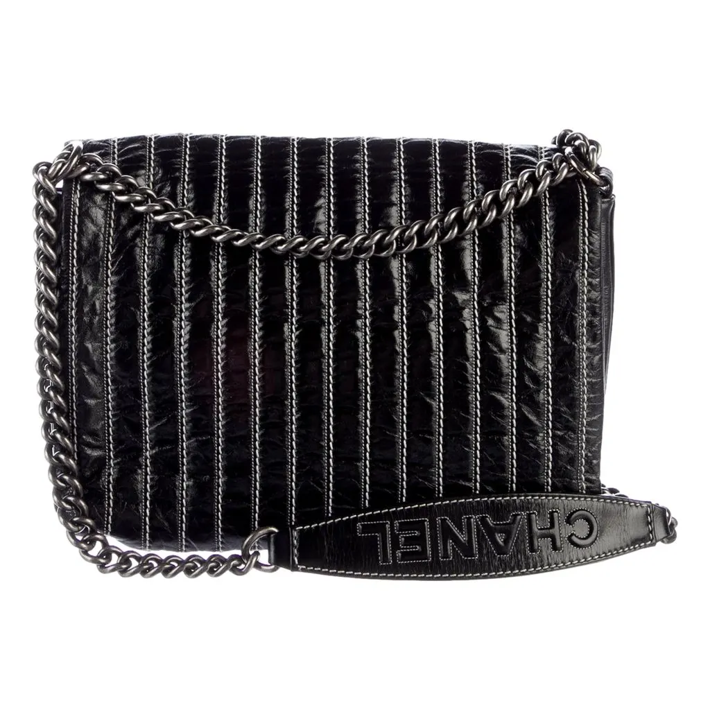 Chanel Black Vertical Stitch Flap Bag CC Logo Silver Chain Shoulder Bag Black Leather Good - Inside View