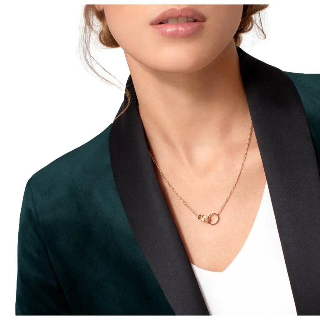 Cartier Love Pendant Interlocking Necklace 18k Yellow Gold Gold Lace Good - Model View
