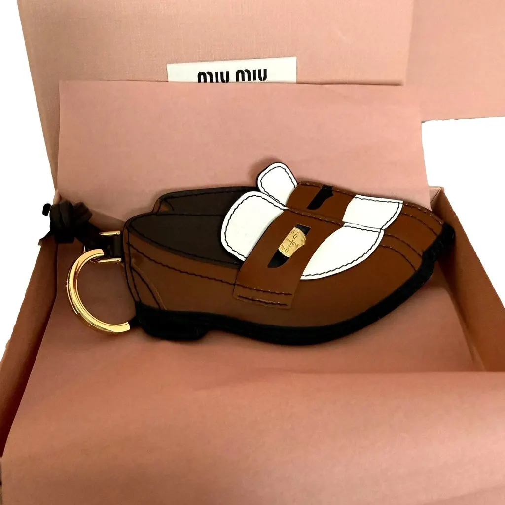 Miu Miu Penny Loafer Leather Bag Charm Brown and White Brown Leather Never worn - Model View