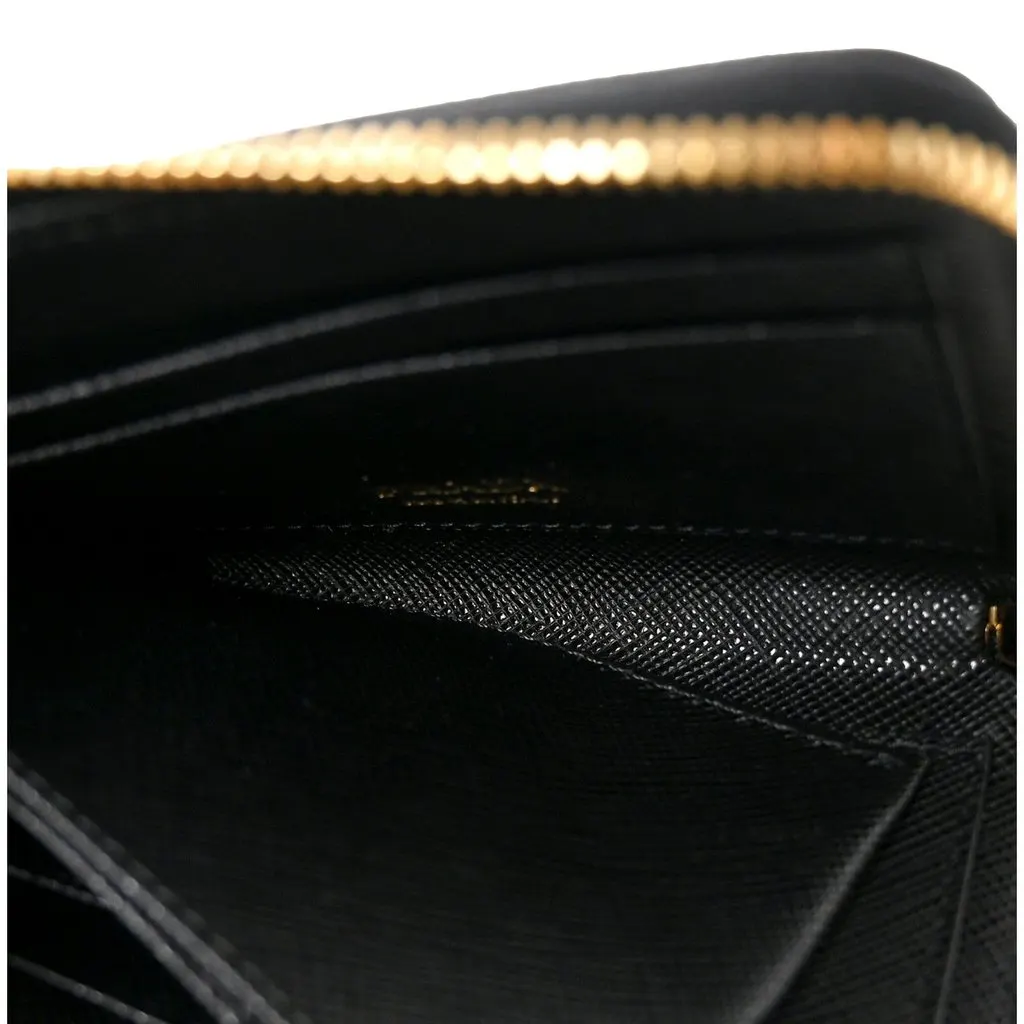 Prada Saffiano Nero Black Triangle Logo Zipper Card Holder Wallet Black Leather Never worn - Box View