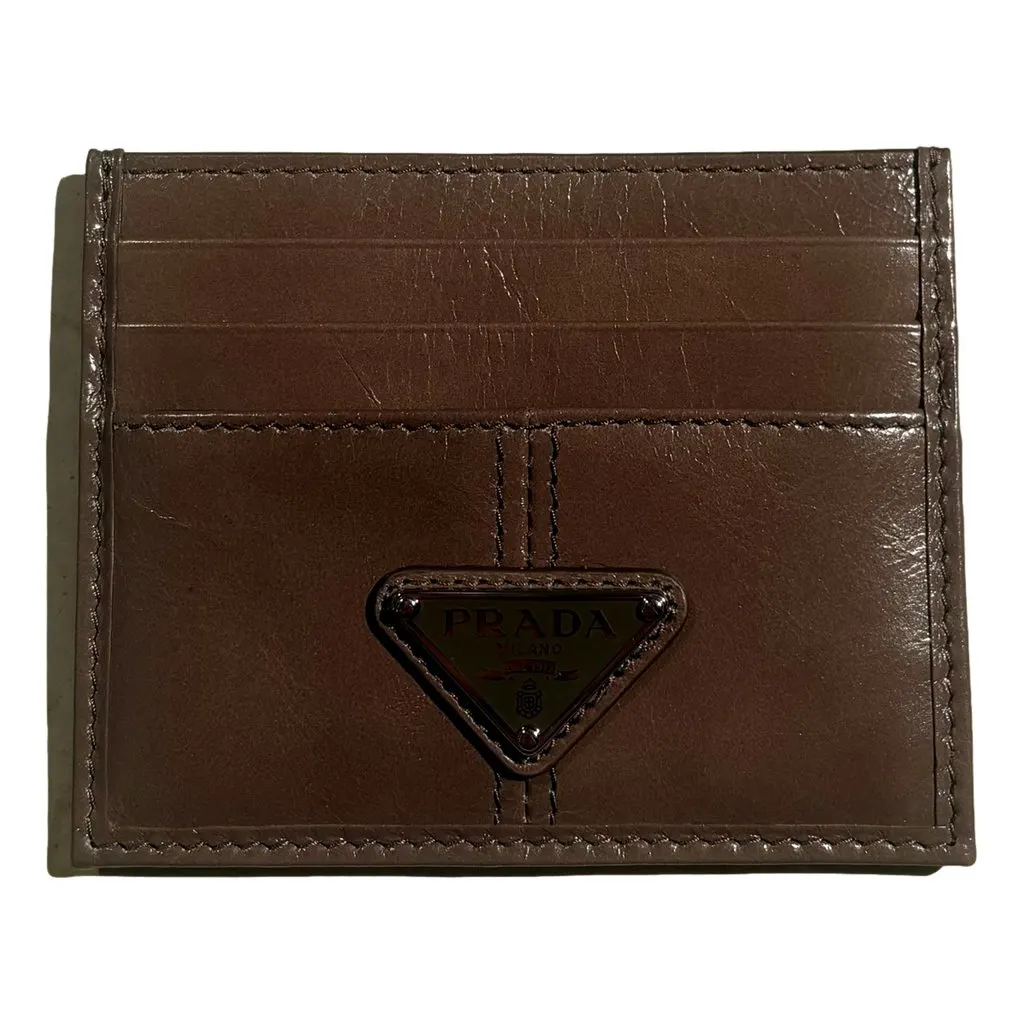 Prada Soft Lux Leather Triangle Logo Card Holder Wallet Argilla Gray Brown Leather Never worn - Model View