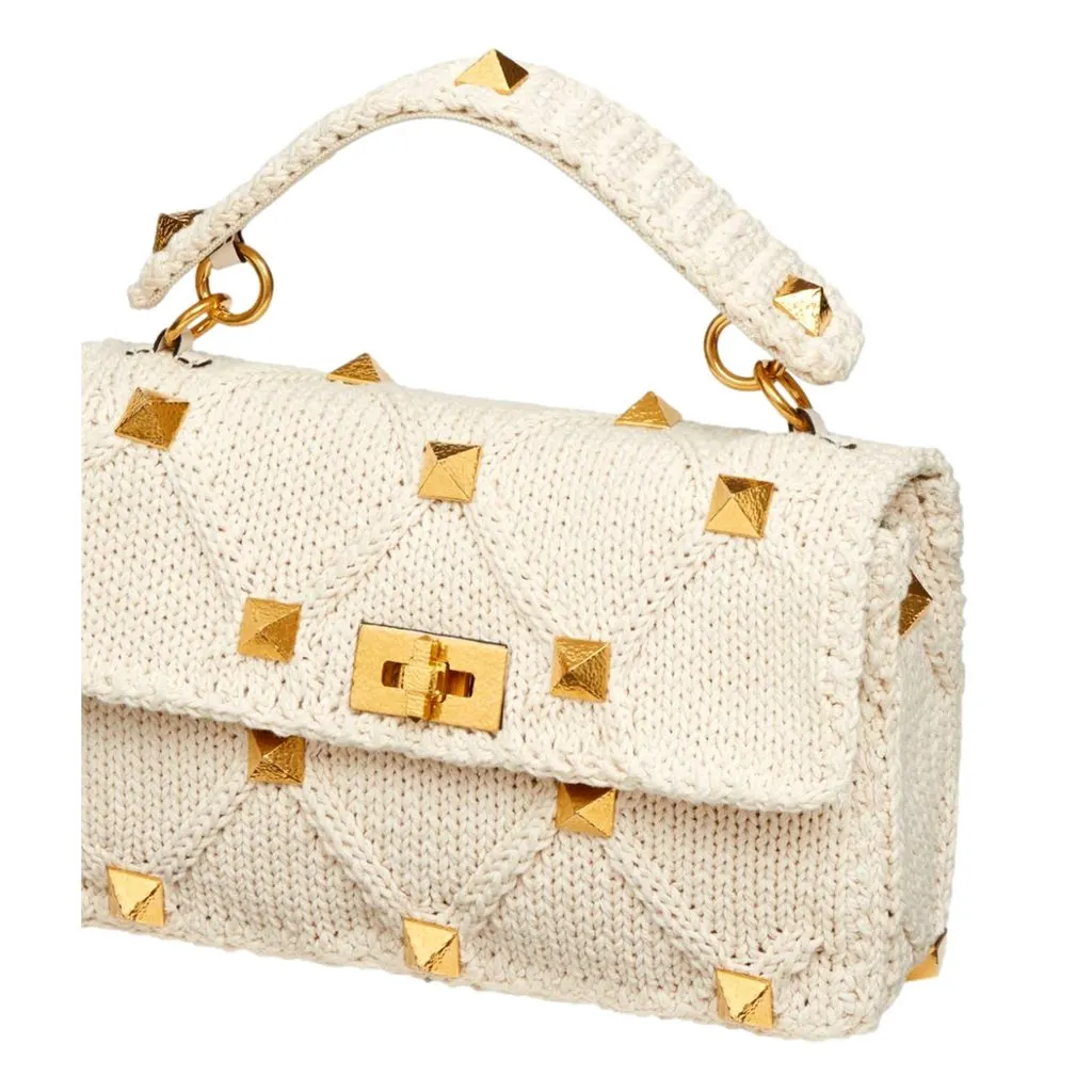 Valentino Roman Stud Large Shoulder Bag Ivory Knit Cashmere White Canvas Never worn - Model View