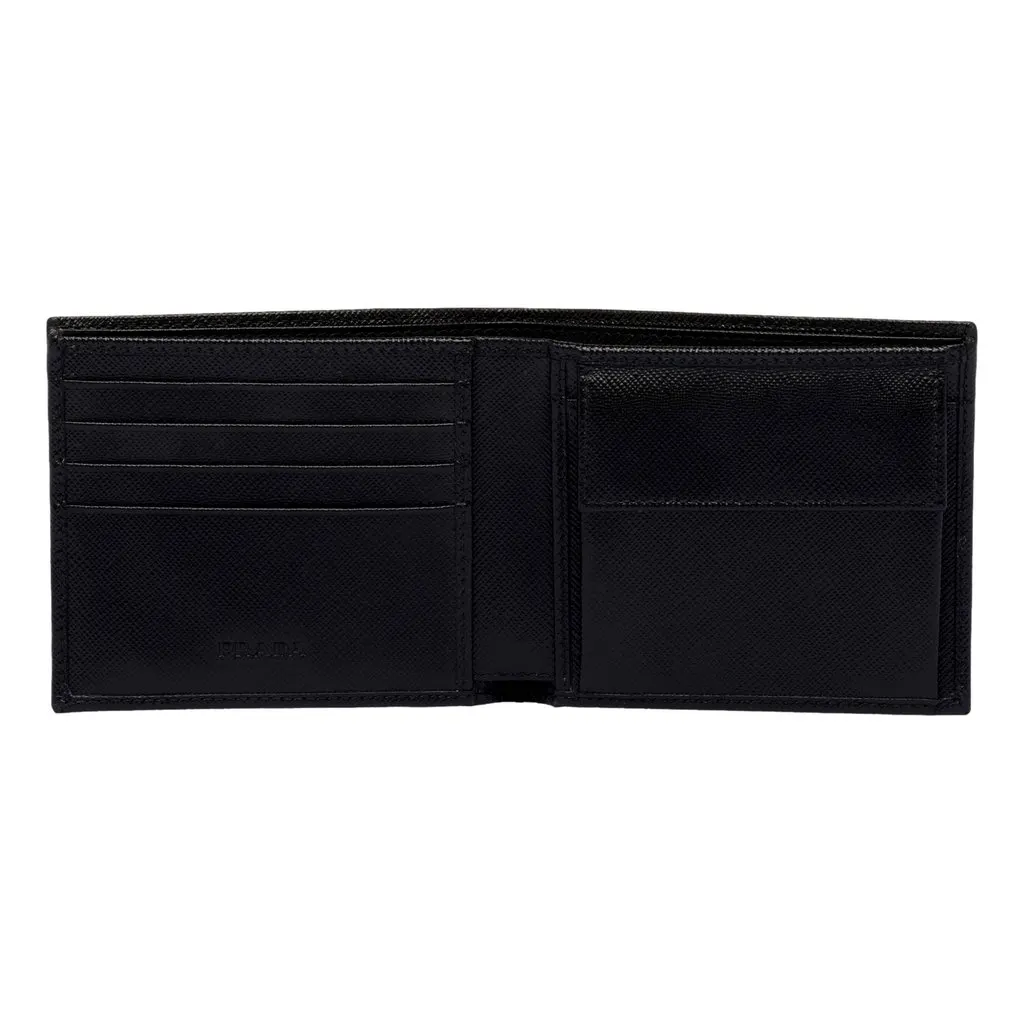 Prada Black Saffiano Leather Wallet with Coin Purse Black Leather Never worn - Model View