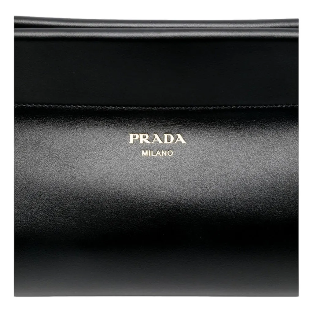 Prada Enchaine Small Shoulder Bag Calfskin Leather Black Black Leather Never worn - Model View