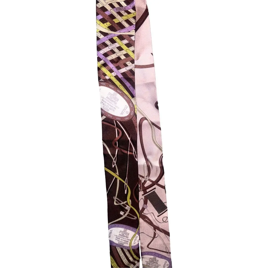 Fendi Wrappy Malva Multicolor Graphic Print Silk Scarf Purple Silk Never worn - Inside View