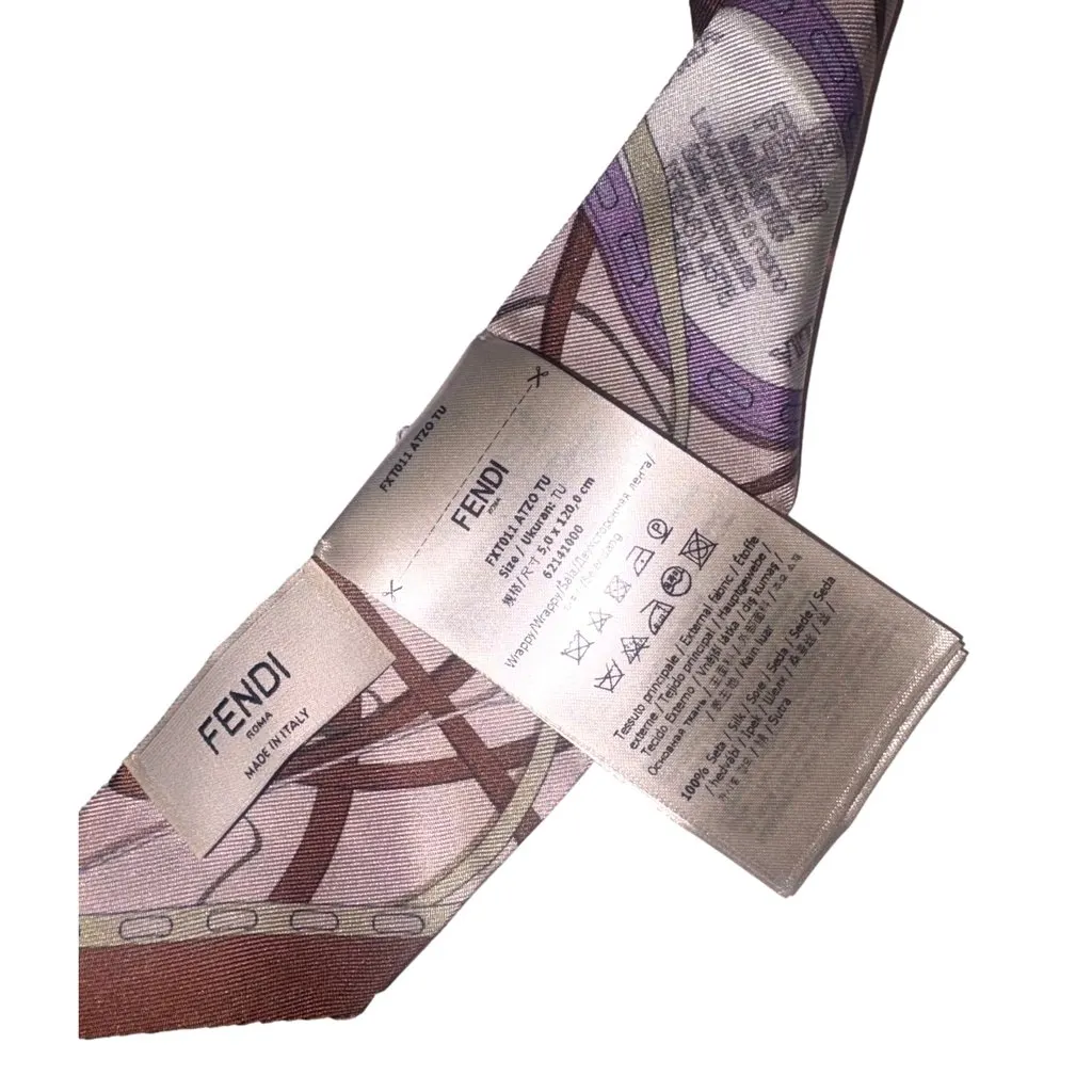 Fendi Wrappy Malva Multicolor Graphic Print Silk Scarf Purple Silk Never worn - Model View