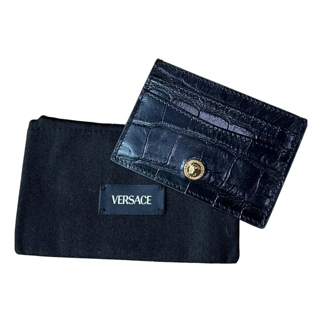 Versace La Medusa Crocodile Embossed Leather Cardholder Wallet in Black Black Leather Never worn - Inside View