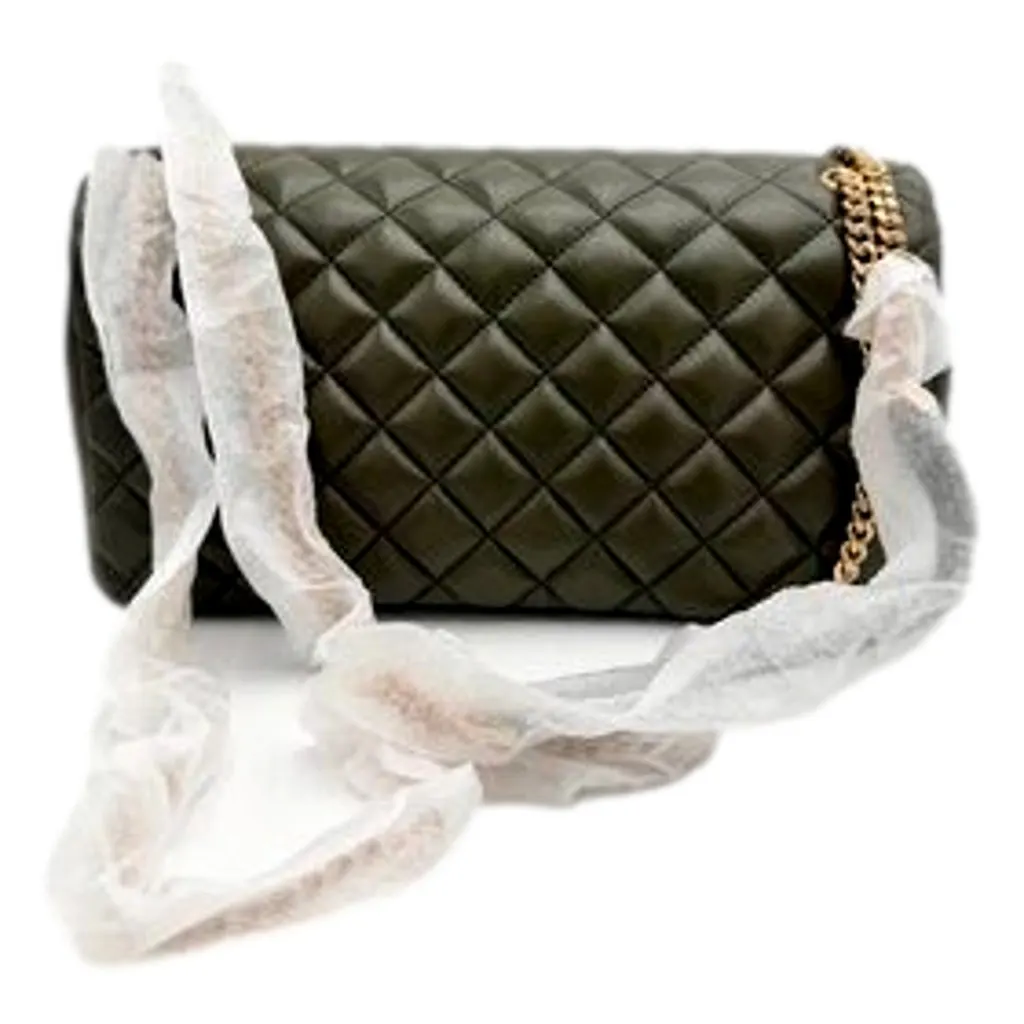 Versace La Medusa Olive Green Quilted Lambskin Chain Crossbody Bag Green Leather Never worn - Model View