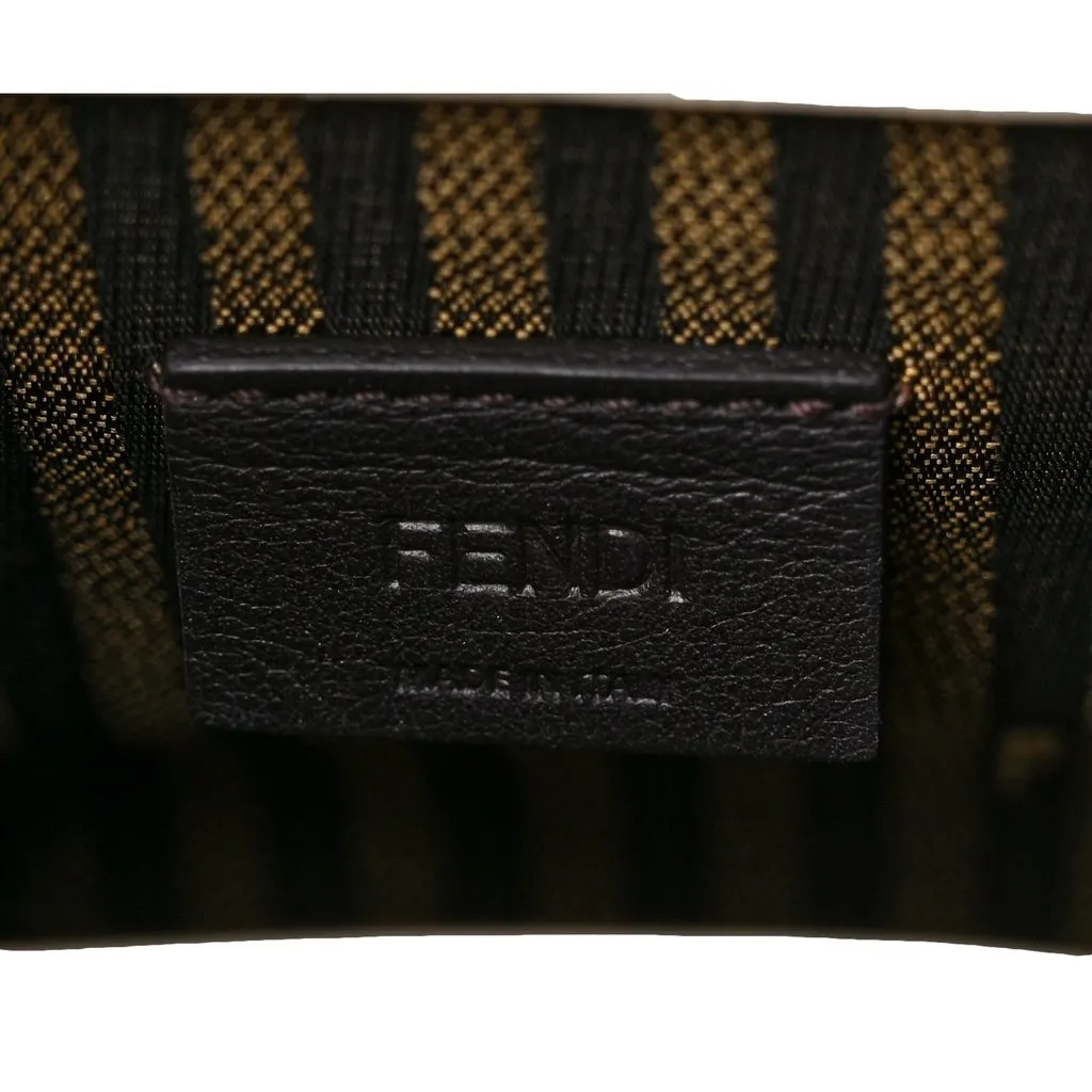 Fendi Mini Sunshine Shopper Tote Crossbody Nude Calfskin Snake Print Beige Leather Never worn - Model View
