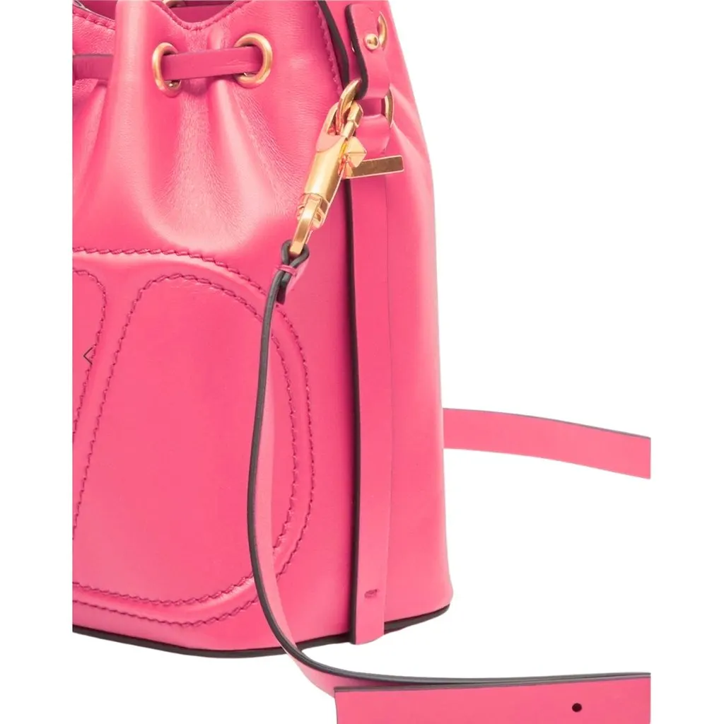 Valentino Garavani VLogo Walk Bucket Bag Pink Calf Leather Crossbody Pink Leather Never worn - Model View