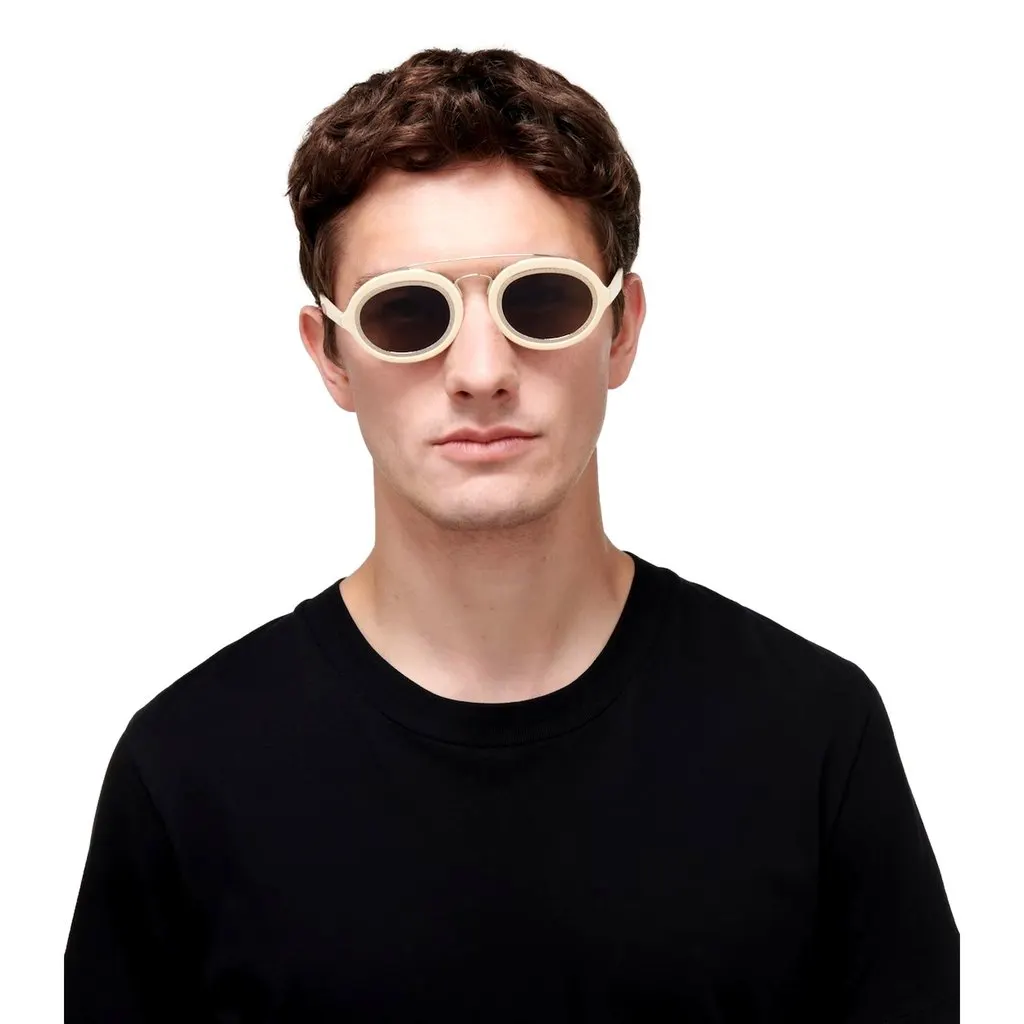 Fendi FF Mens Cream Sunglasses Beige Never worn - Inside View