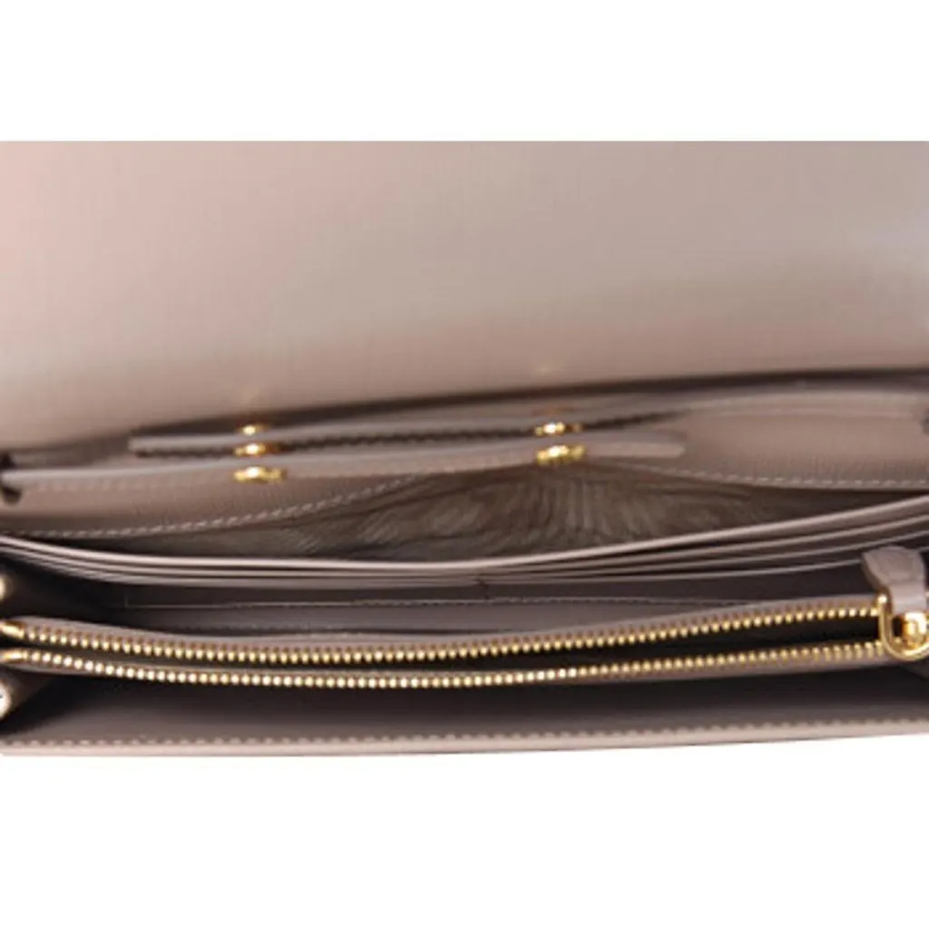 Prada Cipria Beige Vitello Move Leather Chain Wallet Crossbody Beige Leather Never worn - Box View