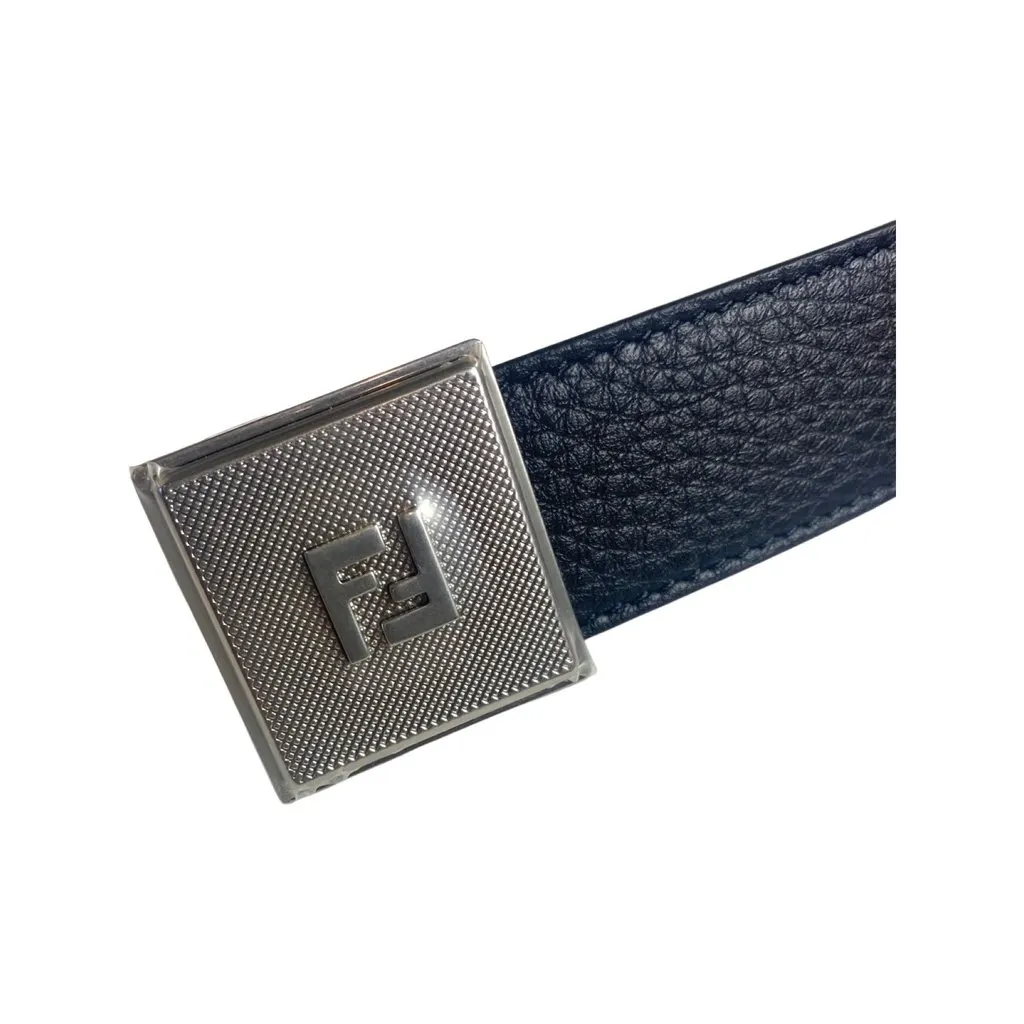 Fendi Fendi Mens Black White Reversible Grained Leather Belt 105 White Leather Never worn - Back View