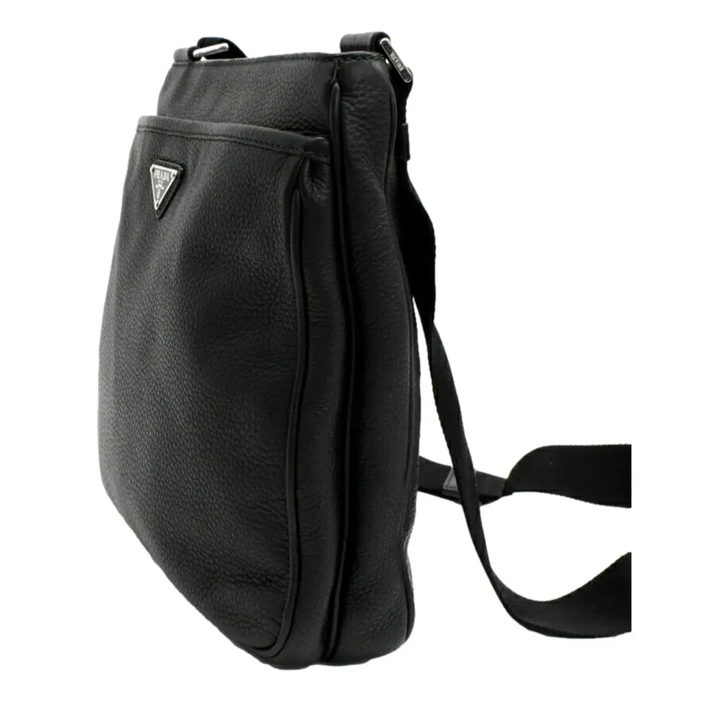 Prada City Vitello Leather Black Messenger Crossbody Bag Black Canvas Never worn - Inside View