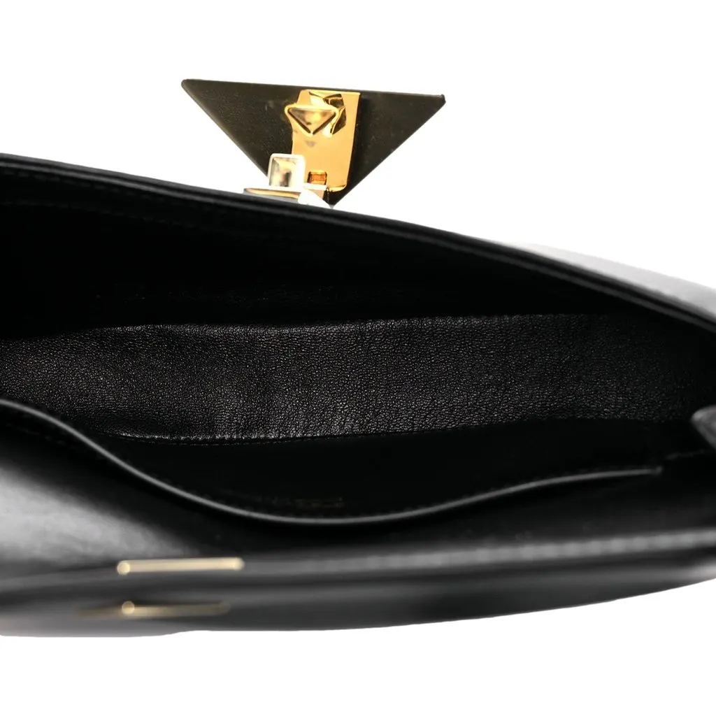 Prada Prada Embleme Triangle Logo Soft Calfskin Crossbody Bag Black Black Leather Never worn - Model View