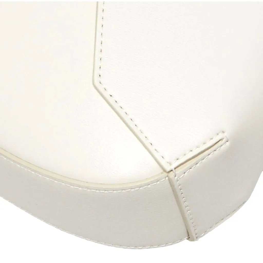 Alexander McQueen The Jewelled Hobo Bag in White Leather with Silver Knuckle White Leather Never worn - Model View