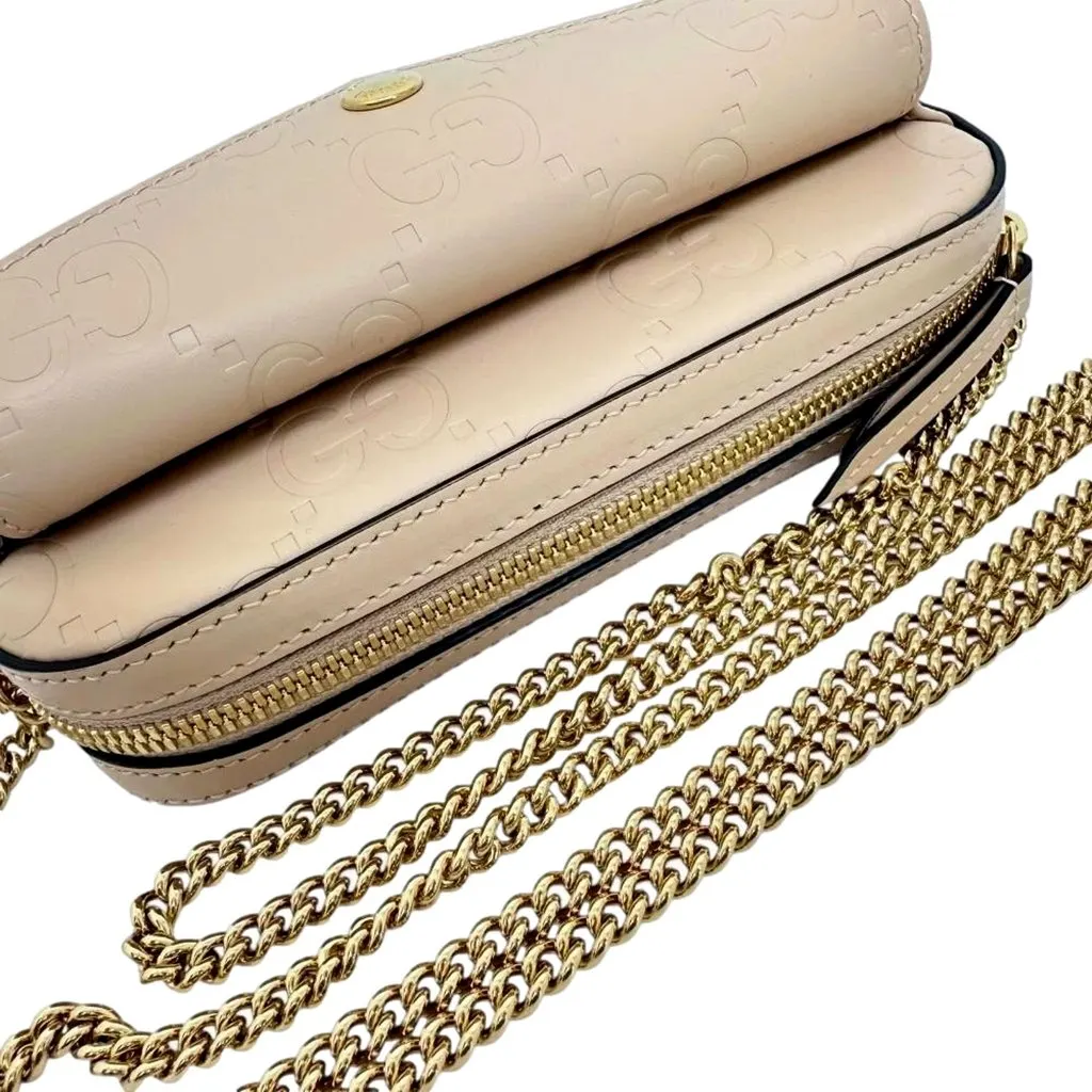 Gucci Gilbert Calfskin Mini Envelope Beige Crossbody Bag Beige Leather Never worn - Model View